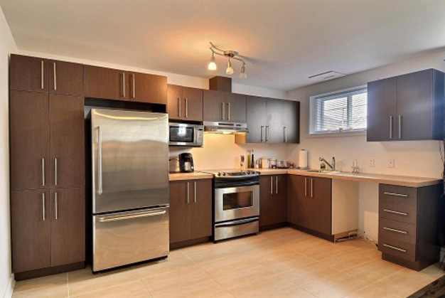 Maison sur la rue Ringuet, Saint-Janvier maisons avec Bachelor